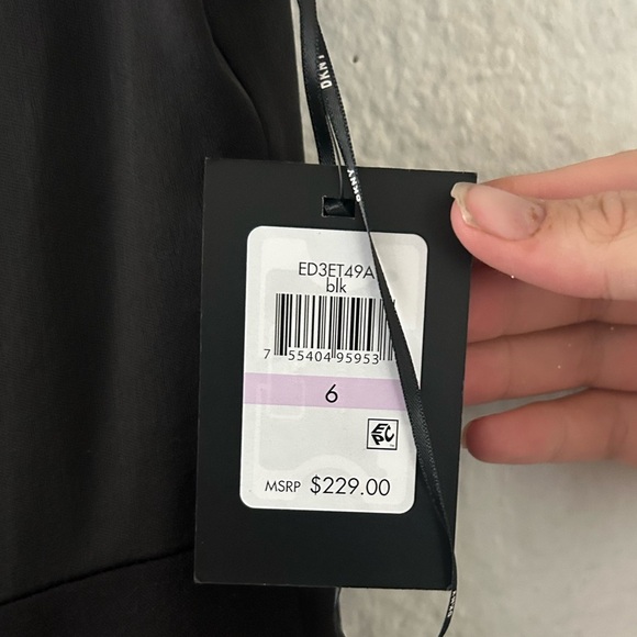 NWT DKNY Women's Twist-Front Cascade Ruffle Column Gown Formal Event Classic Sz6 - Picture 6 of 16